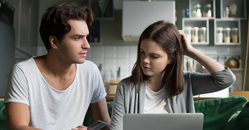 Things to Consider When Choosing a Law School Track